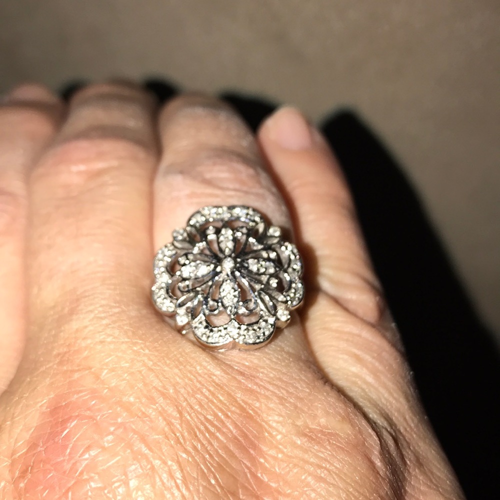 Diamond 14k white gold ring